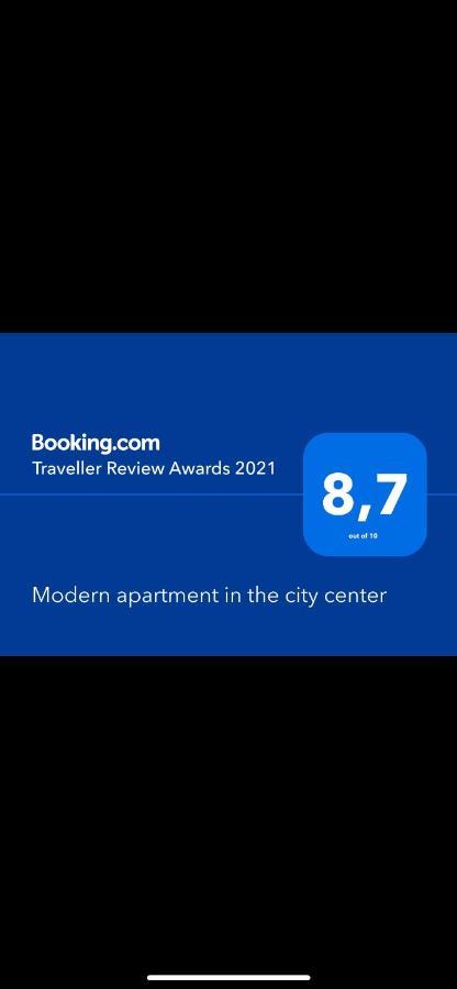 Modern Apartment In The City Center 比尔森 外观 照片